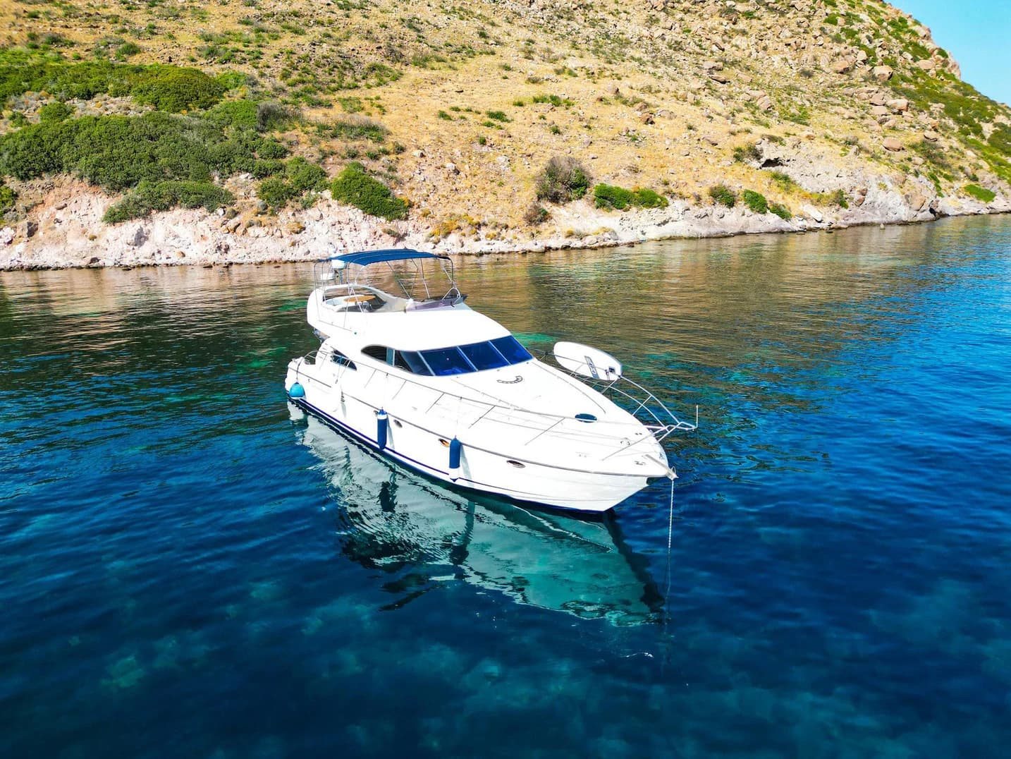 Bodrum 18m Lüks Motoryat - Fotoğraf 02