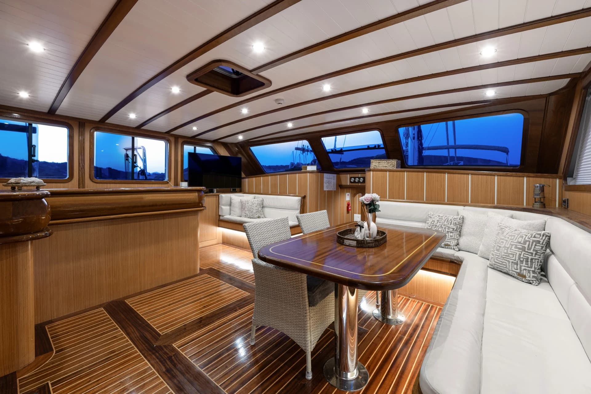 Upper Flybridge Deck with Helm Station and 360 Degree Coastal Panorama
