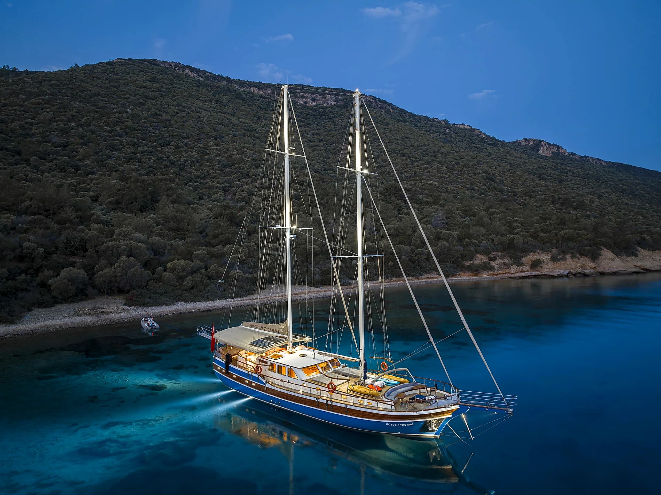 Front Bow Seating Lounge for Sunset Cocktails and Cruising on Gözdem The One