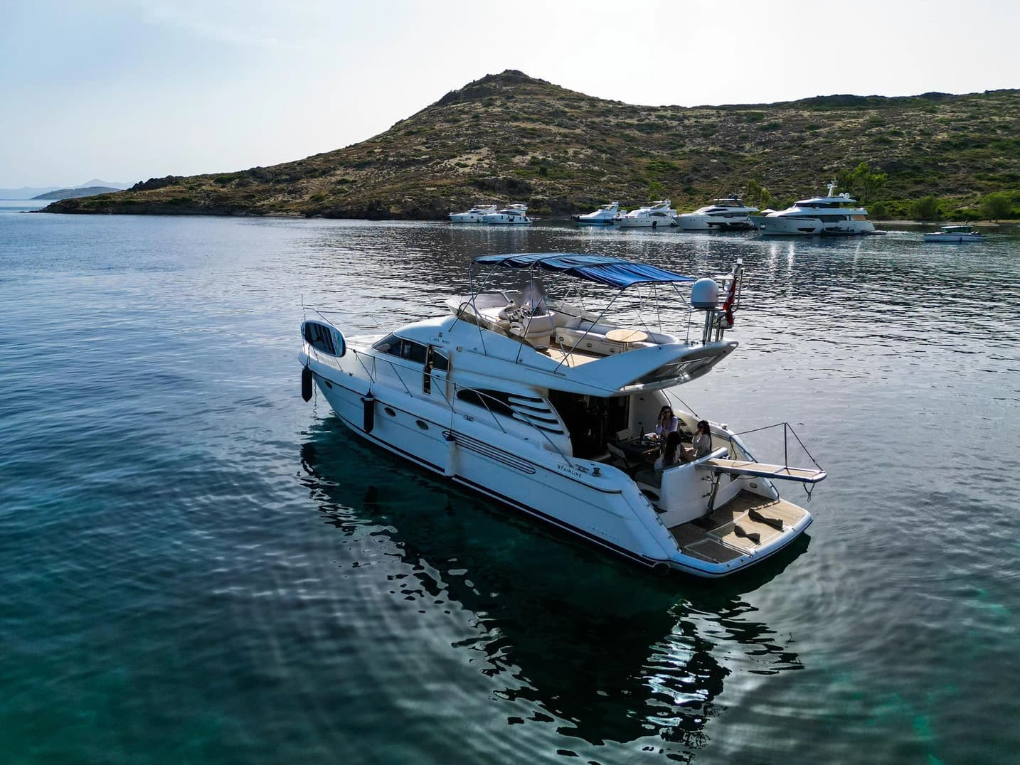 Forward bow sunbeds and relaxation deck with sea view on Grand 1