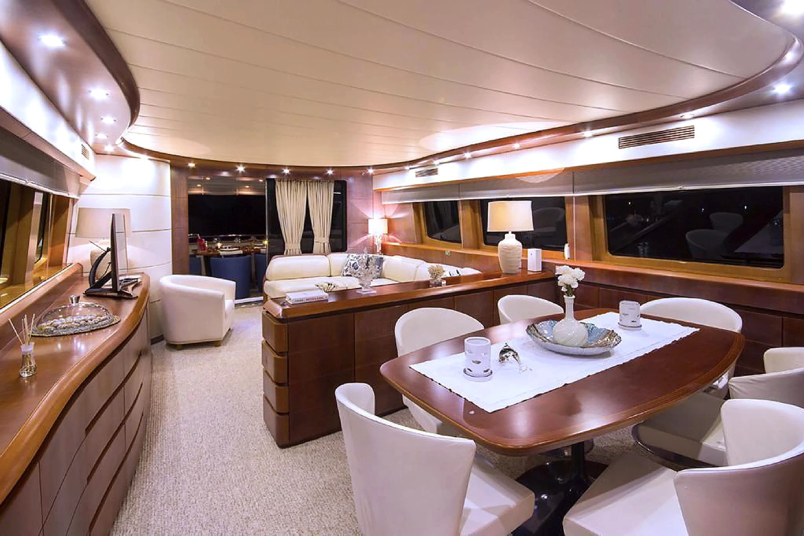 Maiora 24 Luxury Motor Yacht main salon seating 10