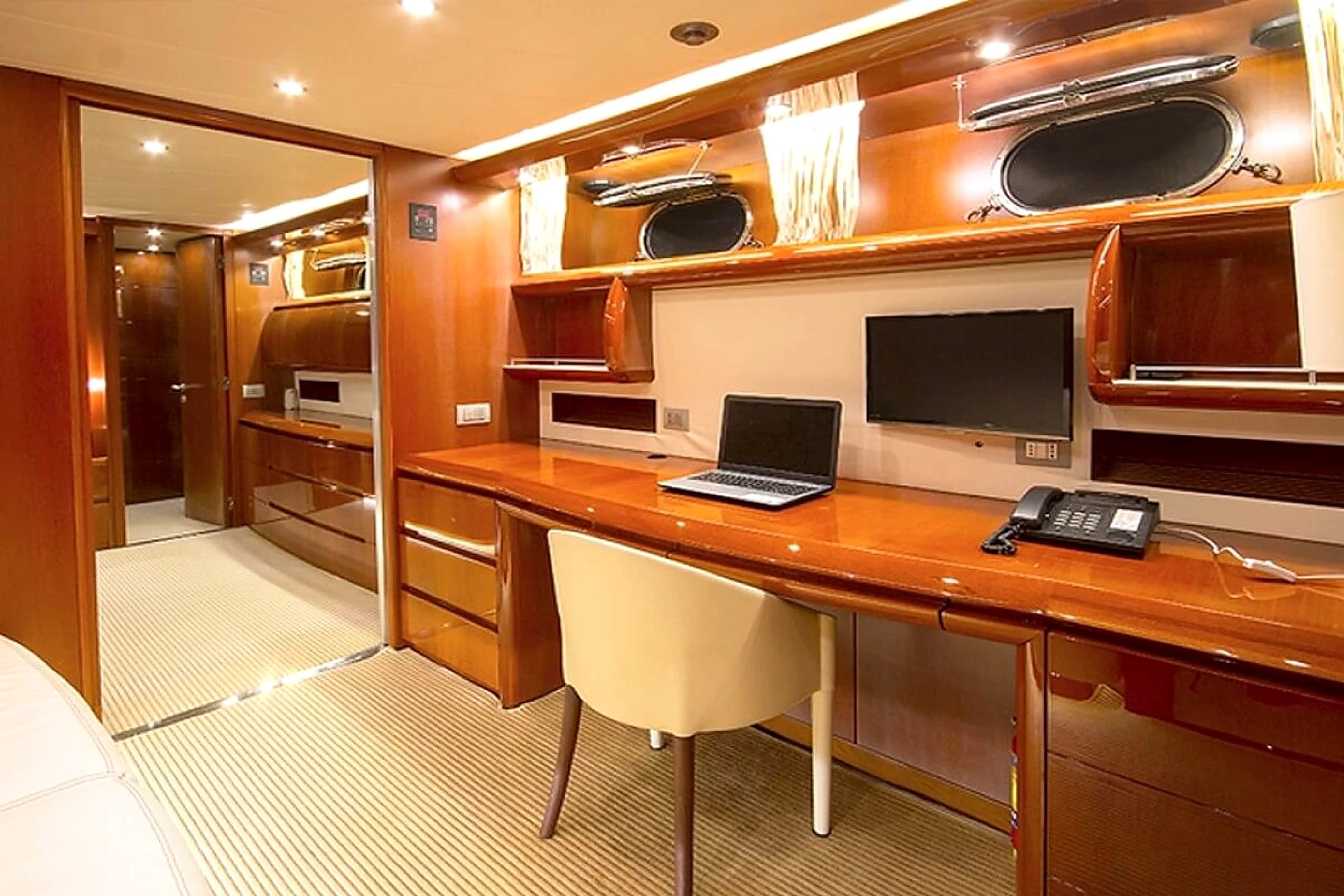 Maiora 24 Luxury Motor Yacht main salon seating 11