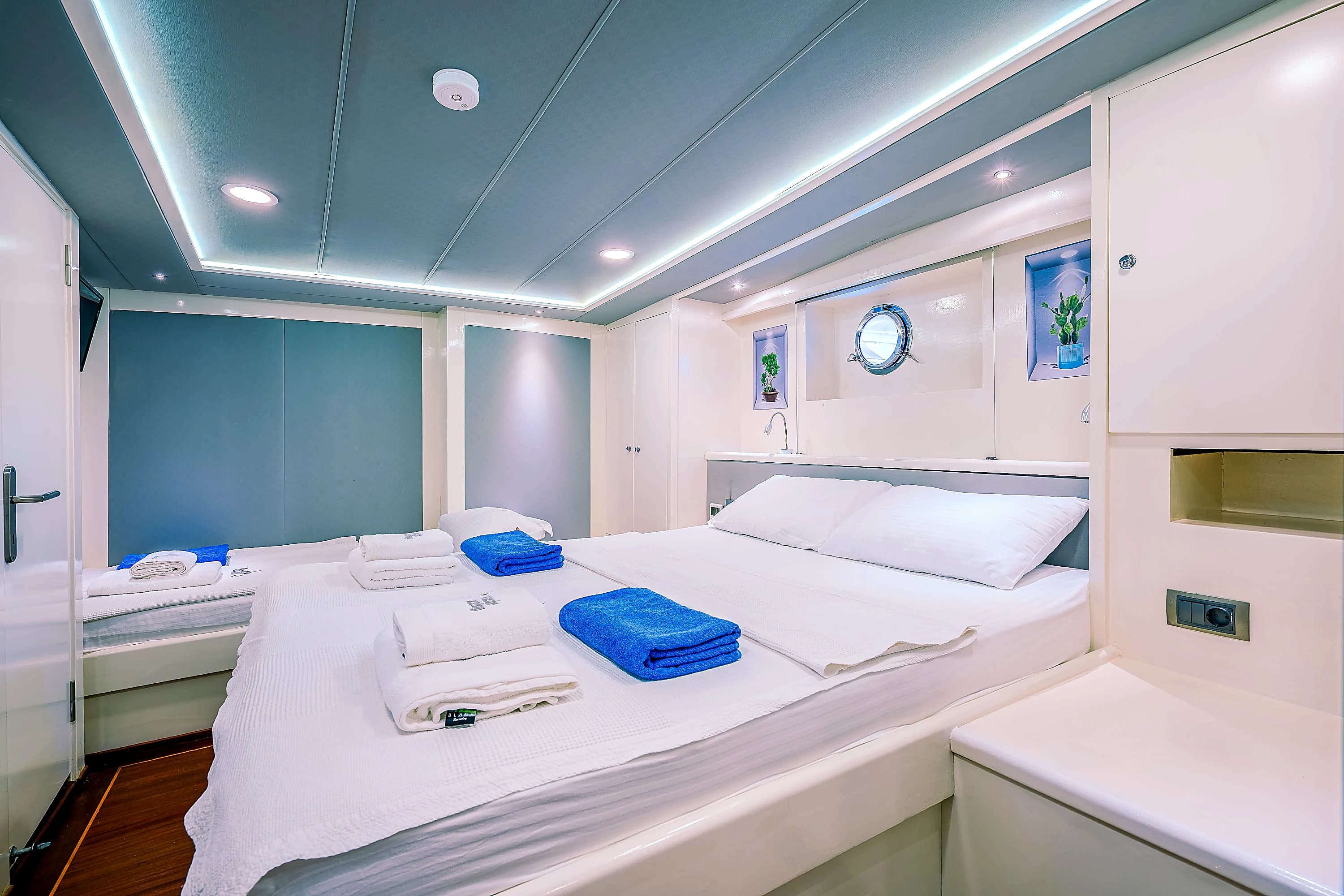 Maske 3 20m Modern Trawler Motor Yacht - Fotoğraf 02