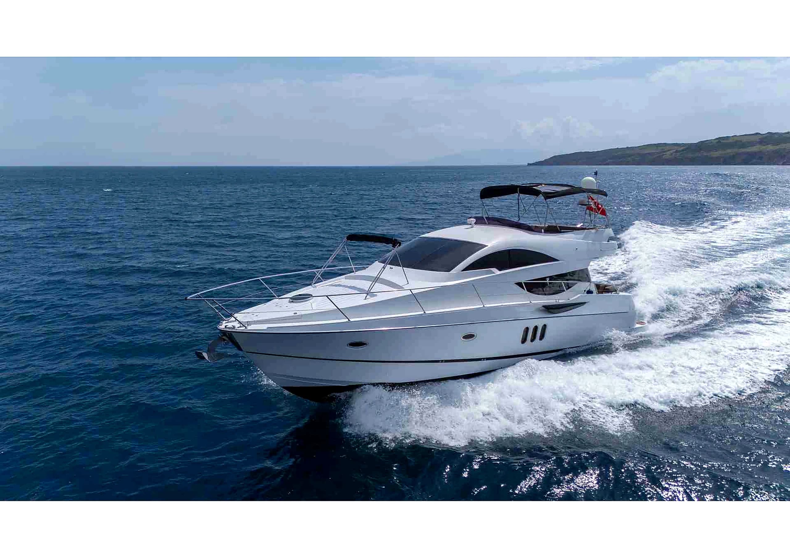 Numarine 55 Luxury Motoryacht anchored in a turquoise Bodrum cove
