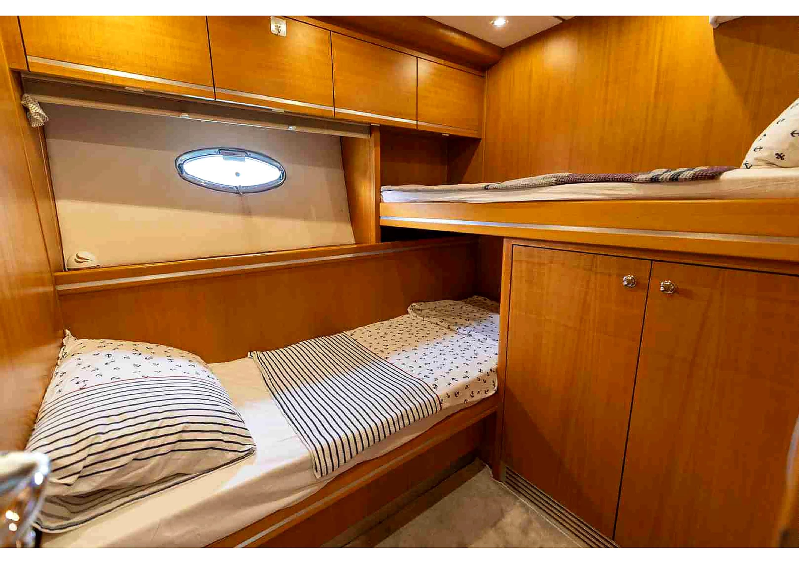 Numarine 55 Luxury Motoryacht cabin stateroom 38