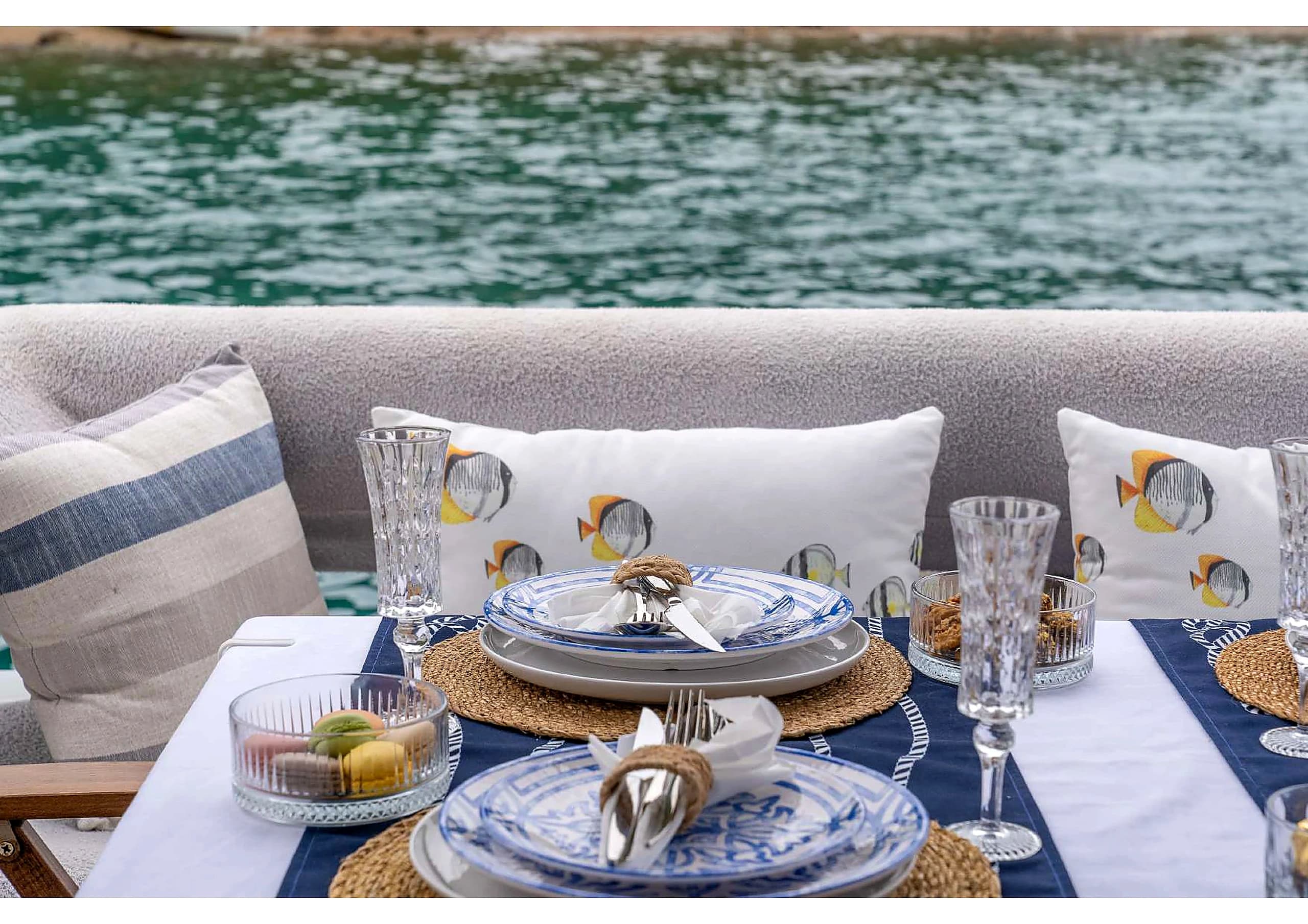 Numarine 55 Luxury Motoryacht deck lounge 25