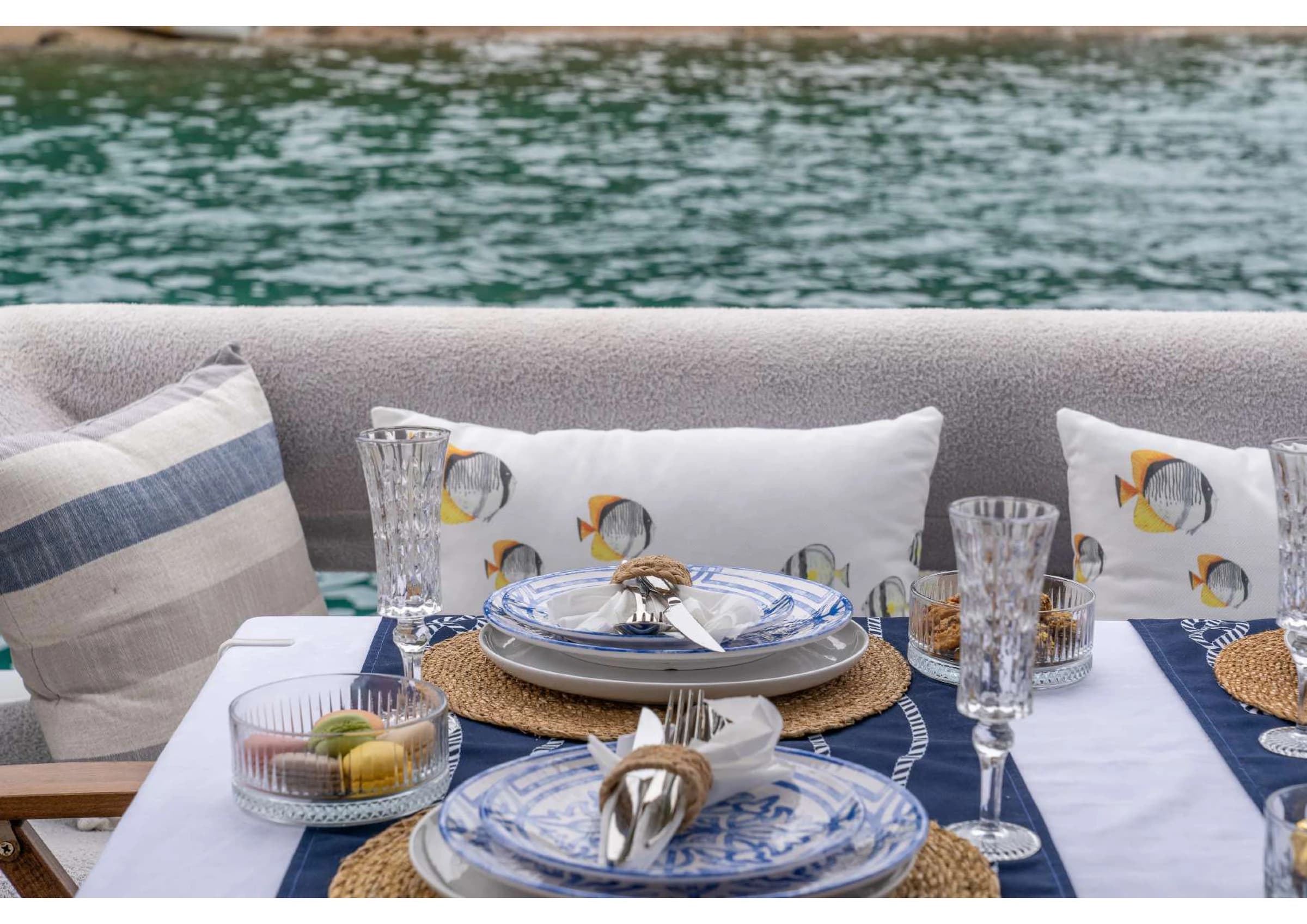 Numarine 55 Luxury Motoryacht deck lounge 25
