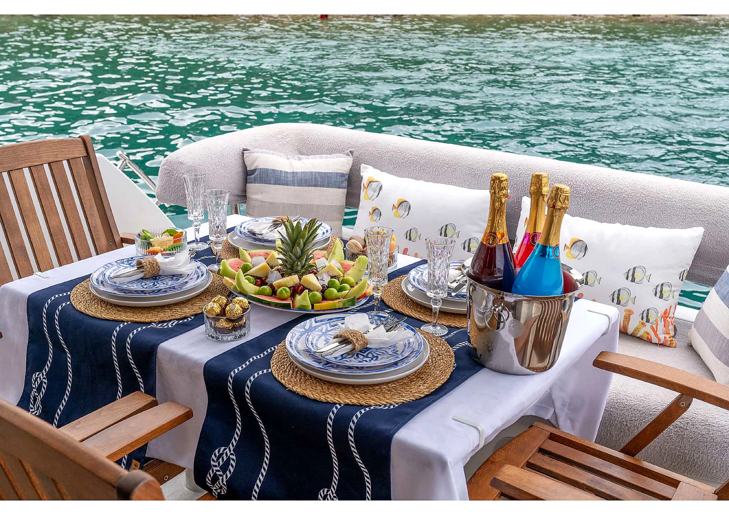 Numarine 55 Luxury Motoryacht deck lounge 26