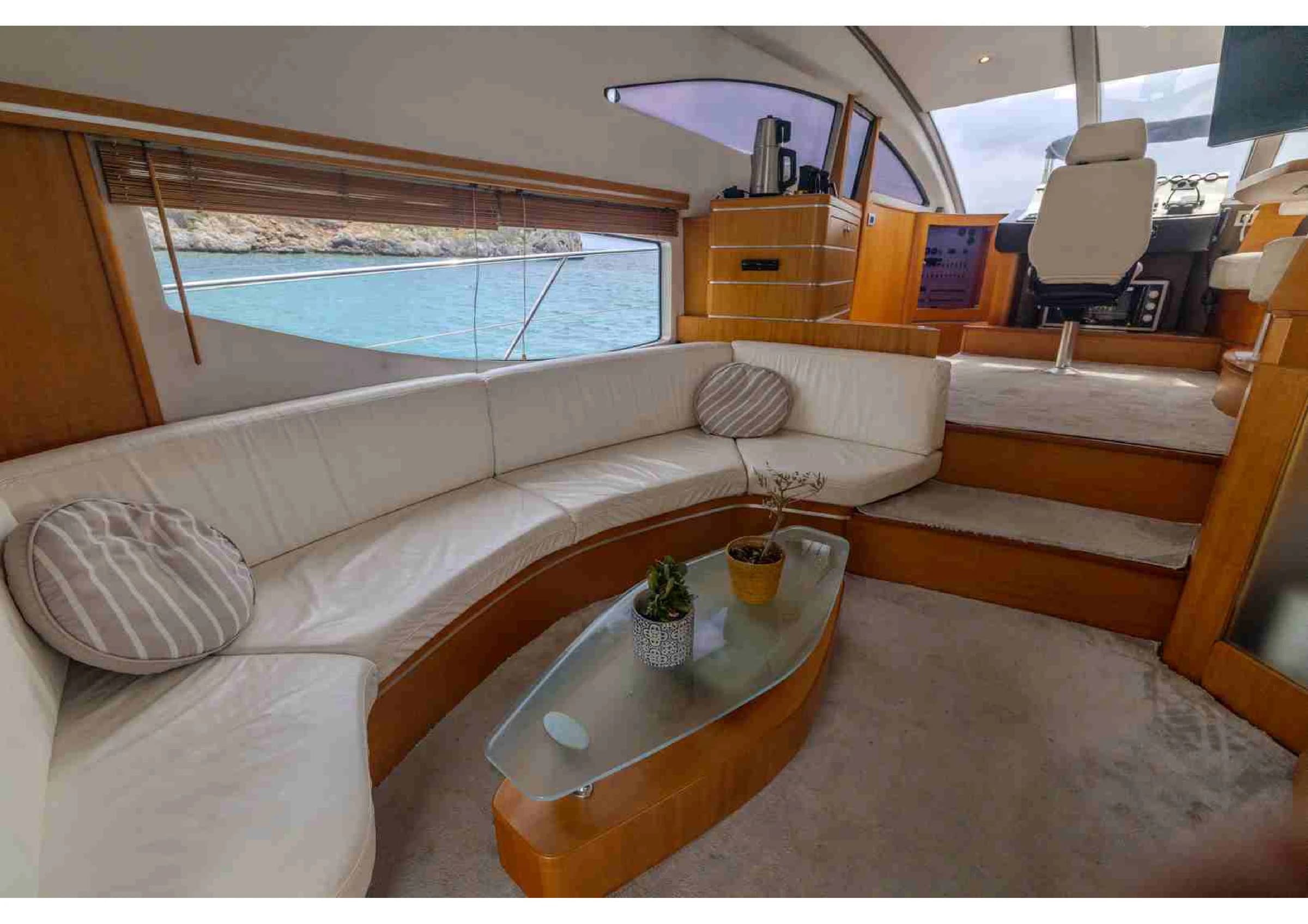 Numarine 55 Luxury Motoryacht salon interior 32