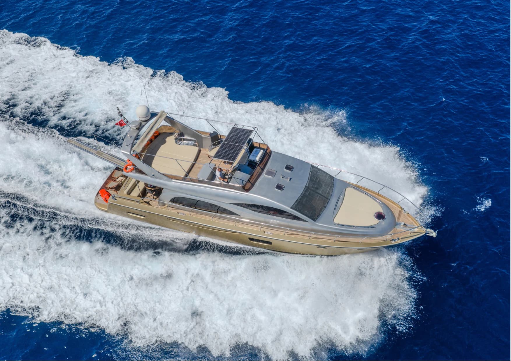 Spacious bow deck sunbeds for tanning on Selenge Motor Yacht