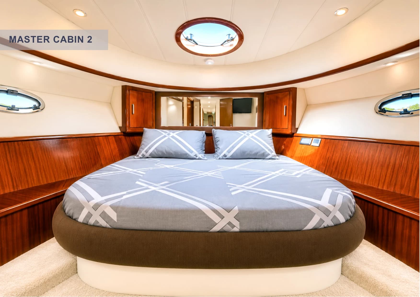 Master Cabin 2 luxury double bed stateroom on Selenge Yacht