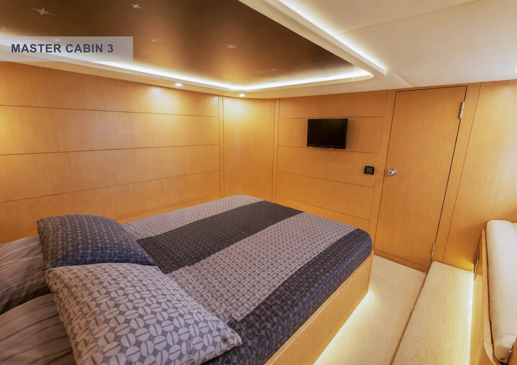 Master Cabin 3 interior lighting and comfortable stateroom