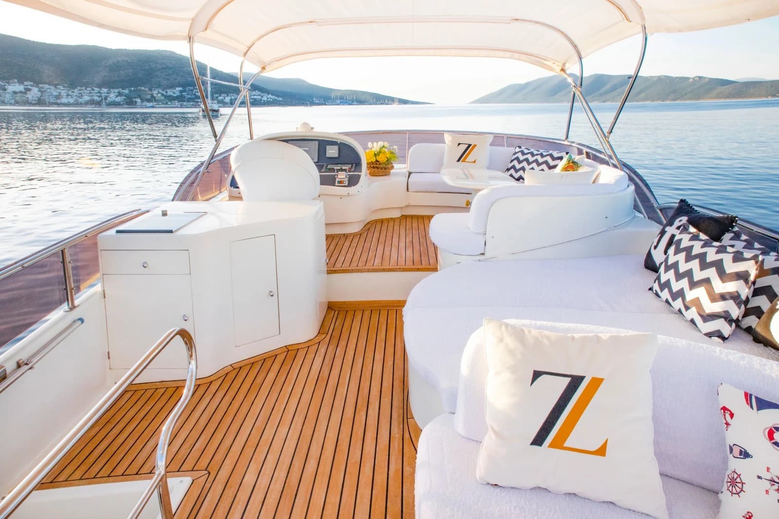 Flybridge Sunbed Lounge Area with Signature ZL Embroidered Pillows