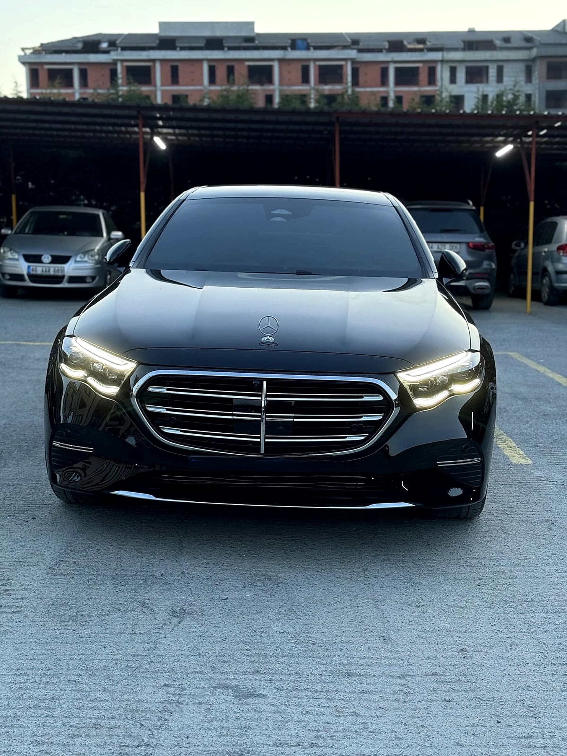 Bodrum VIP Sedan Mercedes S Class Siyah On Panjur Makam 13
