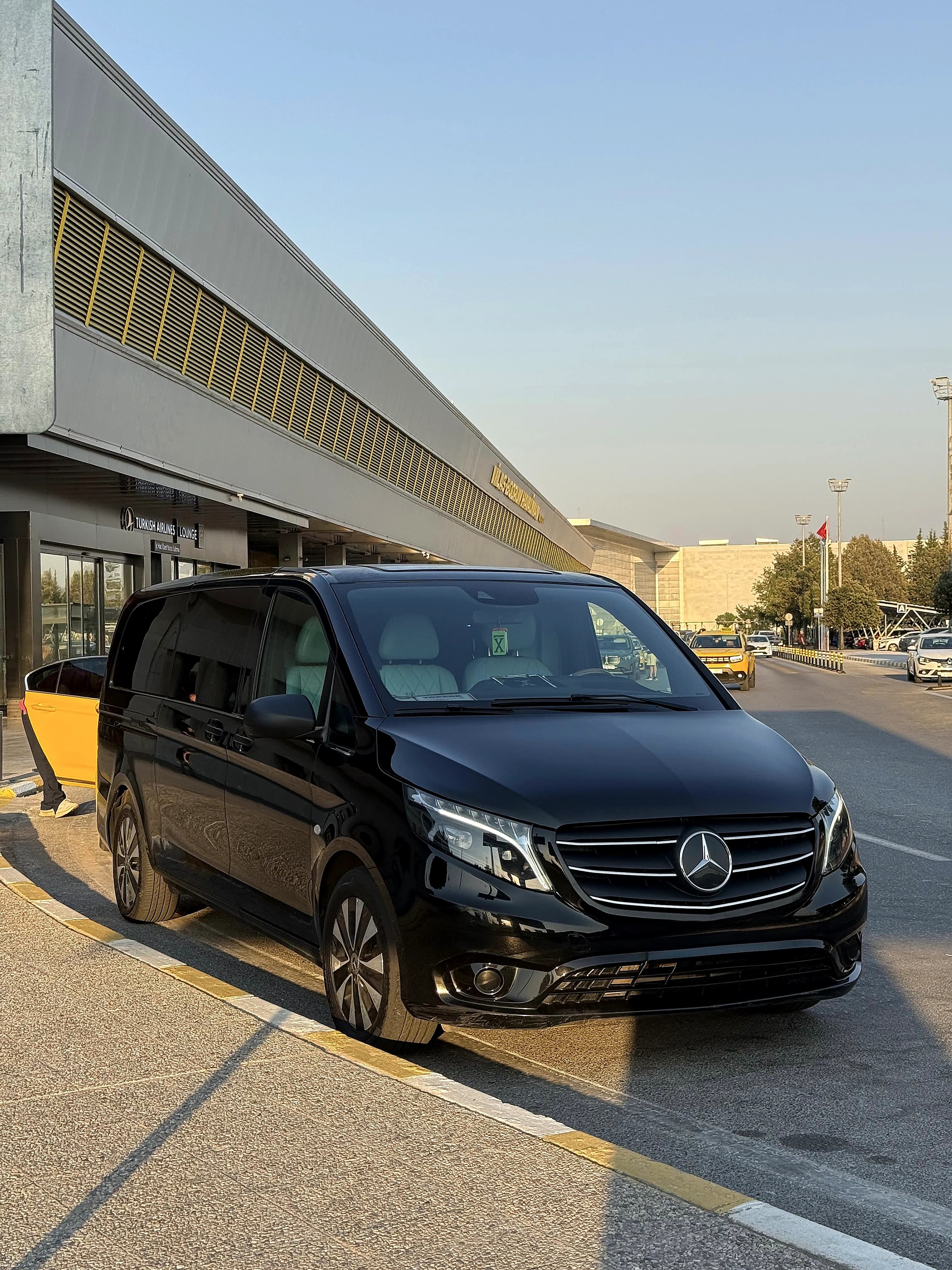 Izmir ADB Airport to Bodrum VIP Transfer
