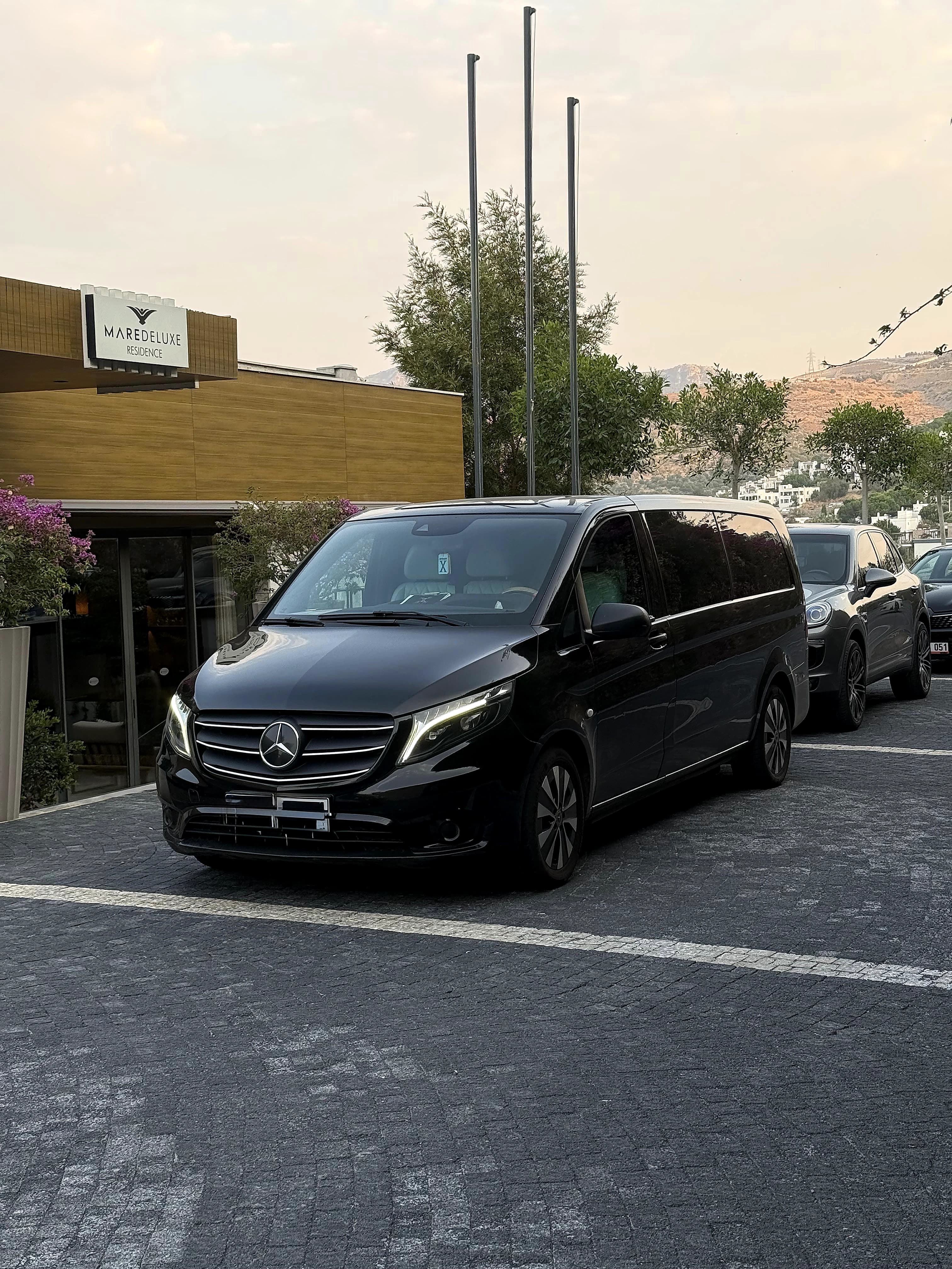 Bodrum VIP Vito Siyah Mercedes Vito Sehir Ici Transfer 30
