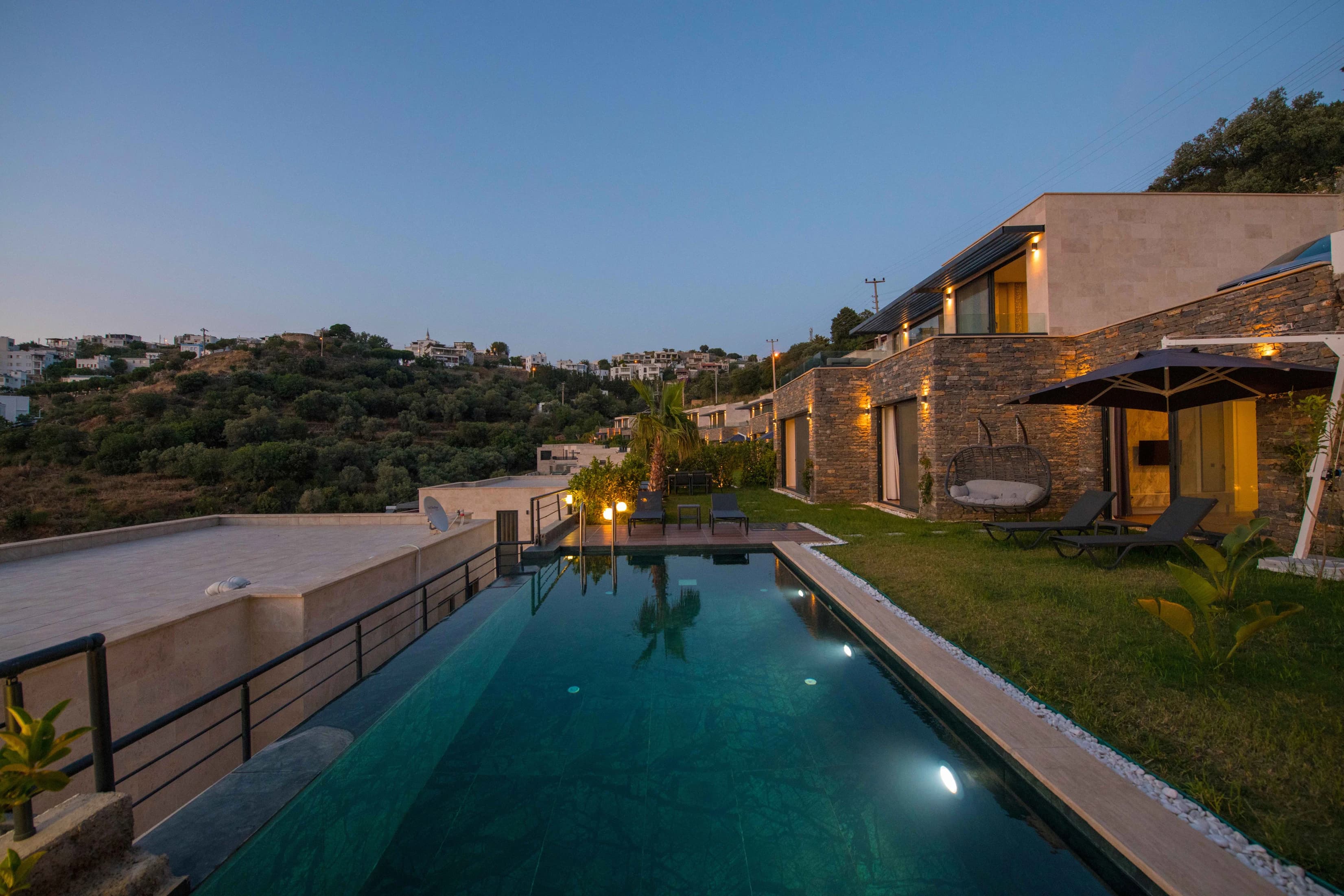 Zahbe 5+1 VIP Exclusive Malikanesi Panoramik Teras ve Özel Havuz